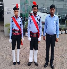 SECURITY GUARDS FOR COMPLEXES